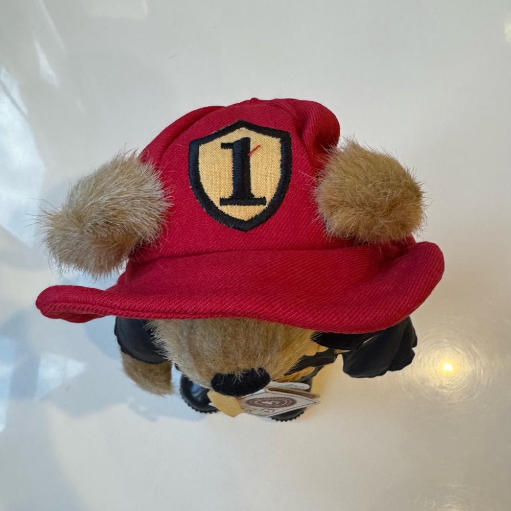 Boyd's Bears Plush Buckley Fireman Hero First Responder Jointed Brown Bear NWT! - Picture 4 of 11